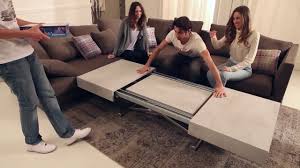 La table basse relevable doit avant tout être. Table Basse Relevable Et Extensible Paris Par Square Deco Youtube