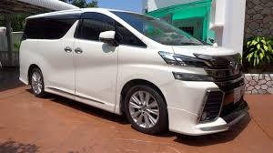 The price of petrol variant of vellfire is rs. 2015 Toyota Vellfire 2 5 Za Start Up And Full Vehicle Tour Youtube
