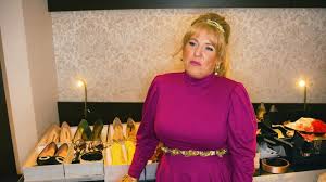 Dabei gilt florian silbereisen als besonders. Wer Ist Fur Ihre Looks Verantwortlich Maite Kelly Zeigt Sich Bei Dsds 2021 In Bunten Outfits Video Vip De