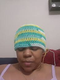 Is the bucket hat supposed to be this loose?