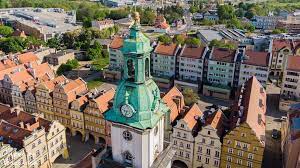 The mercure jelenia gora and hotel europa are both possibilities and they're within 2 miles of rynek. Atrakcje Turystyczne Jeleniej Gory Co Zobaczyc W Stolicy Karkonoszy