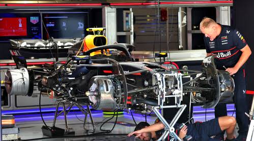 Slecht nieuws voor Verstappen: 'Red Bull slaat plank mis en loopt achter' |  GPToday.net