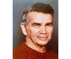 Kelly Seitz's Instagram, Twitter & Facebook