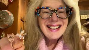 Asmr for people to sleep makeup