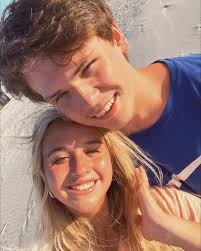 ella g🌊 (@ellacarolinee_) • Instagram photos and videos