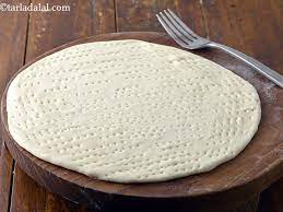 Tava Pizza Recipe Tawa Pizza Indian Style Veg Tava Pizza Recipe Base Foods Recipes Thin Crust Pizza