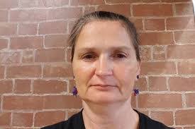 Lisa Wiley's Instagram, Twitter & Facebook