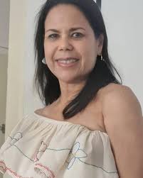 Agradecida por tus enseñanzas, tu amor incondicional y tu fuerza. Eres mi  inspiración y mi refugio. Gracias por ser la razón de mis sonrisas. Te amo  más de lo que las palabras