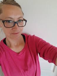 Hey there! 👋 Just wanted to take a moment to reintroduce myself. I'm  Alysha — and I'm all about finding peace in the chaos of life and helping  others do the same.