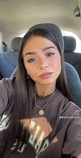 Ragazzi spiegate la differenza tra ragazza bella e ragazza bona.