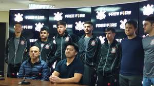 Join daily garena free fire tournaments running inside millions of gaming communities worldwide. Corinthians Ingressa No Free Fire Contratando Equipe Que Esta Na Pro League