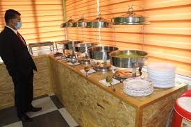 Terjemahan frasa kantin sekolah dari bahasa indonesia ke bahasa inggris dan contoh penggunaan kantin sekolah dalam kalimat dengan terjemahannya: Kantin Di Smk Tunku Besar Tampin Ala Kafe Kosmo Digital