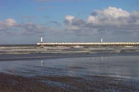 Al in 1402 belegerden de troepen van jan van arkel de stad. File Nieuwpoort Pier Jpg Wikipedia