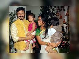 Trvid follow vivek oberoi family with parents, wife, son, daughter & sister hello friends well come to bollywood gallery. Vivek Oberoi Priyanka Alva