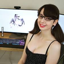 Evelina medina allegedly made vasquez take photos of her posing in a thong. This Girl Is Amazing 9gag