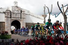 A volta ao alentejo crédito agrícola é uma organização da comunidade intermuncicipal do alentejo central, da posium events e da federação a cidade europeia do vinho 2015, vai receber pela primeira vez o final da volta ao alentejo em bicicleta, na sua quinta e última etapa da 33ª volta ao. Volta Ao Alentejo 2021 Adiada Camisola Amarela