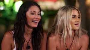 Yes, too hot to handle 's initial concept is a reality tv masterstroke, but then they went and botched the execution by never establishing the ground rules. Swyrl Kussen Und Kuscheln Verboten Bei Dieser Netflix Kuppel Show Kostet Jeder Fehltritt Bares Geld