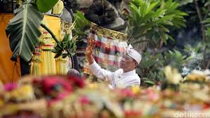 Kirim doa untuk orang meninggal menurut agama islam. Pandemi Corona Phdi Imbau Umat Hindu Sembahyang Tetap Produktif Di Rumah