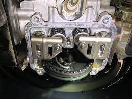 Impact To Cylinder Head Cover While Running Backfired To A Halt Now Won T Start Lawn Mower Forum