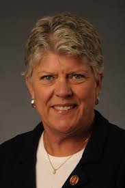 POLITICS: Ventura County congressional incumbents lead opponents in  fundraising