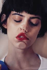 It's important to keep distance with the trends» Arnaud Ele