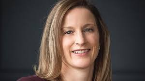 Shannon Wing's Instagram, Twitter & Facebook