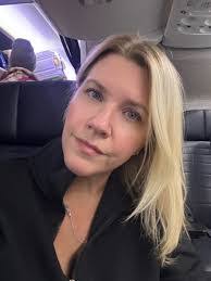 Sharon Dressler's Instagram, Twitter & Facebook