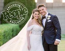 Vanderpump Rules Jax Taylor Brittany Cartwright Got Married Plus Lisa Vanderpump Co Stars Atte Vanderpump Rules Brittany Cartwright Wedding Photo Sharing