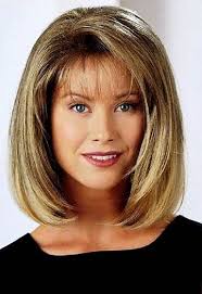 Resultado De Imagen De Short Hairstyles For Women Over 60 Years Old Women Sfashionover60yearolds Medium Length Hair Styles Medium Hair Styles Hair Lengths