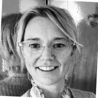 Filso Estivene's Instagram, Twitter & Facebook