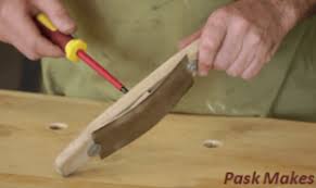 Use metal file to get the edge completely straight (if it is really beaten up) use waterstone to give it even finer edge. How To Make A Card Scraper And Holder Using An Old Saw Blade Brilliant Diy