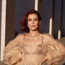 If you have good quality pics of zoey deutch, you can add them to forum. Five Things You Didn T Know About Zoey Deutch