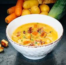 Einfache Kartoffelsuppe Mit Wurstchen Rezept Kartoffelsuppe Kartoffelsuppe Mit Wurstchen Suppe