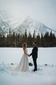 10 Tipps So Wird Deine Winterhochzeit Zauberhaft Fraulein K Sagt Ja Winterhochzeit Schnee Hochzeit Hochzeit