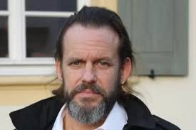 Drei Frauen bewerben sich um Rathaussessel