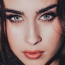 Sara Becerra (@sarabecerrar)