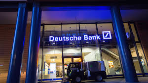 Deutsche bank accepts no responsibility for information provided on any such sites by third party providers. Deutsche Bank Is Said To Reduce 2018 Bonus Pool By About 10 Bloomberg