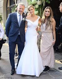Joanna Krupa Marries Fiance Douglas Nunes In Krakow Joanna Krupa Office Wear Women Mermaid Wedding Dress