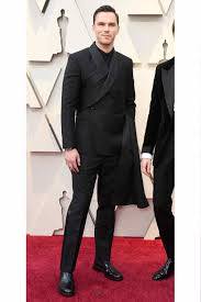 The Best Dressed Men At The 2019 Oscars Best Dressed Man Sharp Dressed Man Nice Dresses