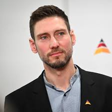 Sportförderung, Max Hartung: „800 Euro reichen in einer Großstadt nicht  aus“