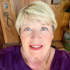 Sandra Bunn (@LucyLusMom)