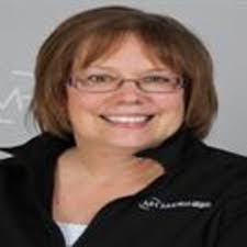 Diane Kiel's Instagram, Twitter & Facebook