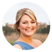 Jill Pickett's Instagram, Twitter & Facebook