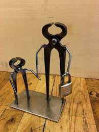 Welding Art For Beginners In 2021 Welding Art Scrap Metal Art Junk Metal Art