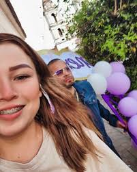 Jonathan (@officialjohnnyflores) • Instagram photos and videos