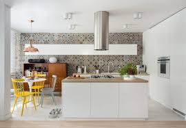 Compra online los mejores productos de campanas extractoras de cocina con envío 48 horas o recógelos en tu centro hipercor o supercor más cercano. Campanas De Cocina Tendencias En Campanas De Cocina Decorativas