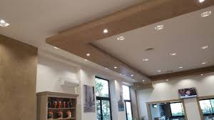 Realizzato utilizzando doghe in essenza di rovere o abete lamellare disponibile in finitura naturale oppure tinta colorante a richiesta. Controsoffitti Roma Lavori In Cartongesso Costi E Preventivi Roma Edilizia