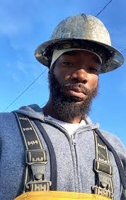 Elijah Pinckney's Instagram, Twitter & Facebook