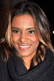 La chanteuse âgée de 35 ans a donné naissance le 22 janvier 2021 à son premier enfant, un petit garçon dont le nom reste encore secret.sur son compte. File Shy M Nrj Music Awards 2012 2 Jpg Wikipedia