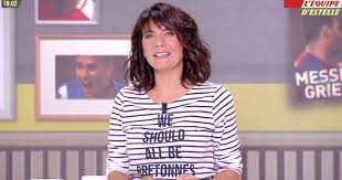 Accompagnée de plusieurs journalistes et consultants autour de sa table, estelle denis reviendra sur l'actualité sportive du jour, notamment du football. Estelle Denis L Equipe D Estelle Breizh Angel
